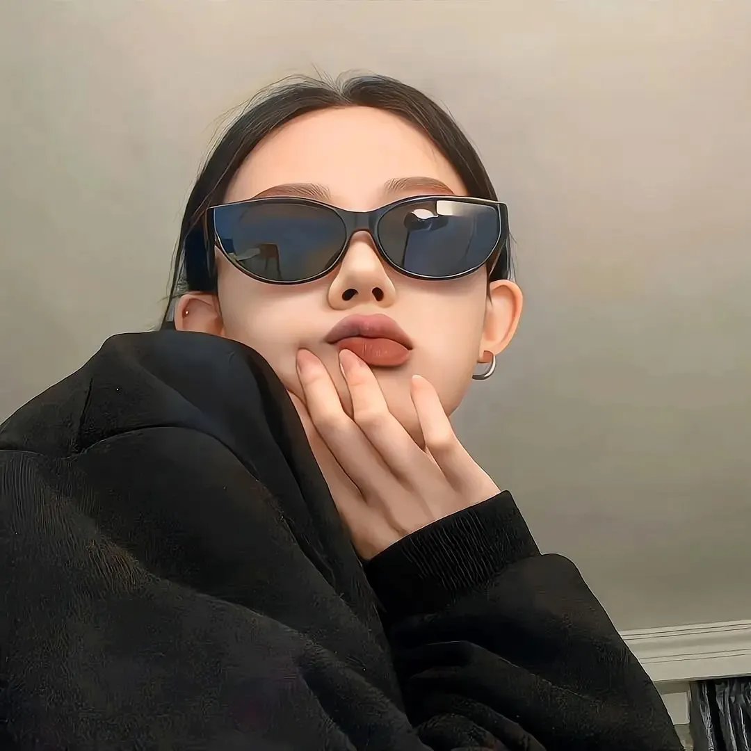 被众神捡到的男孩